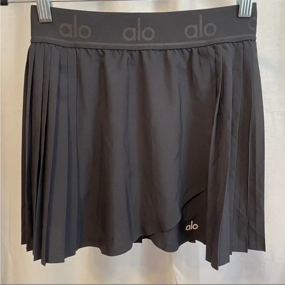 ALO Ace Black Tennis Skort - Picture 4 of 6
